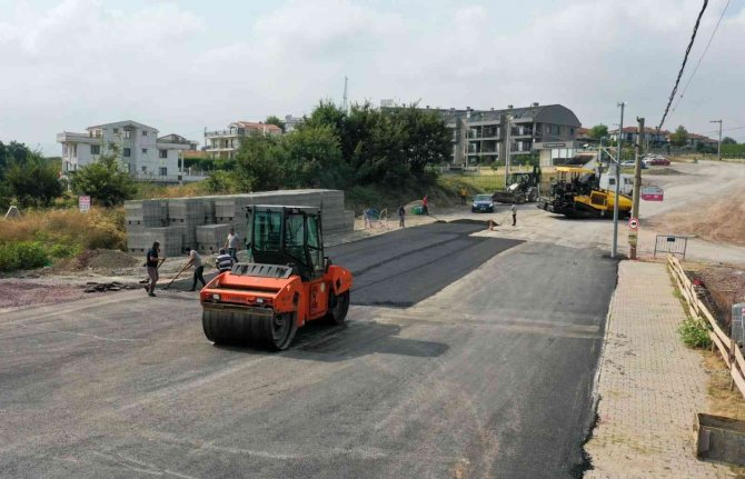Yalova Belediyesi’nin Asfalt Çalışmaları Devam Ediyor
