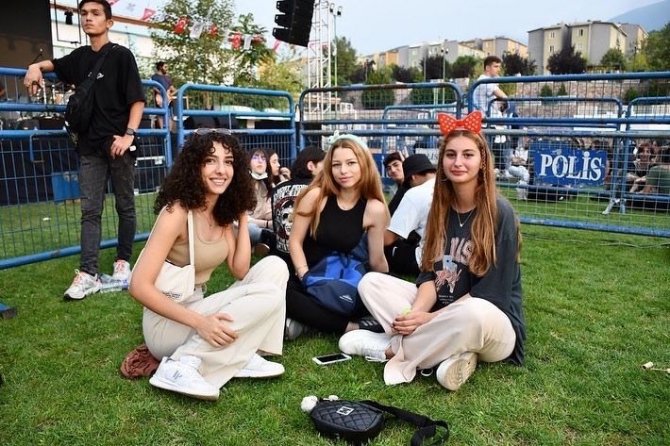 Kestel’de Zafer Bayramı Coşkusu ‘Yüksek Sadakat’ İle Yaşandı