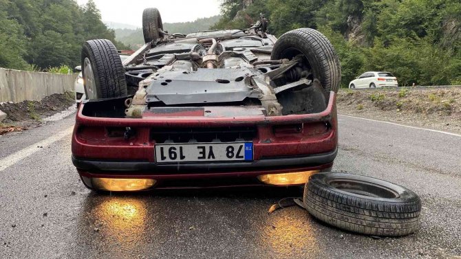 Zonguldak’ta Trafik Kazası: 2 Yaralı