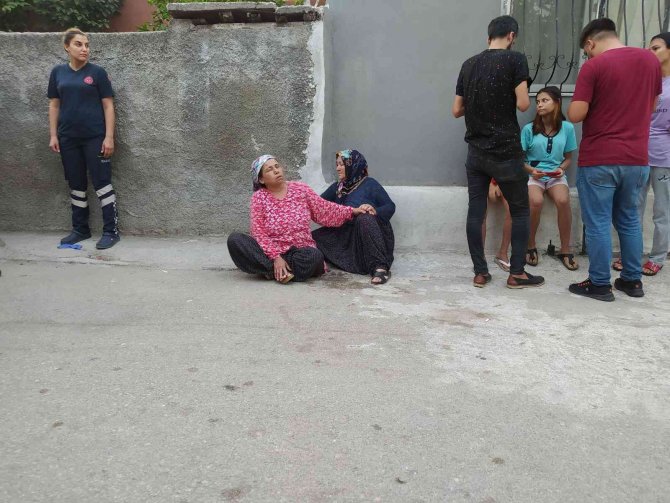 Genç Kadın Evinin Bahçesinde Kafasına Taşla Vurularak Öldürüldü
