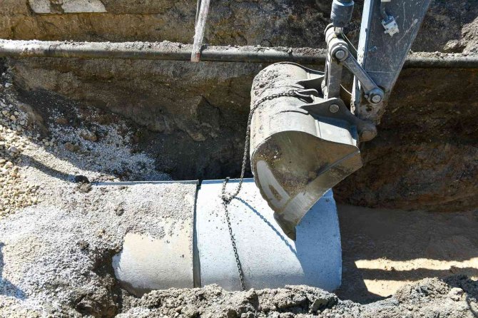 İ̇stasyon Caddesi’nde 163 Milyon Liralık Altyapı Projesi Sürüyor