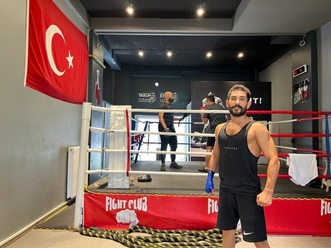 Milli Sporcu Emre Karaca Dünya Şampiyonluğuna Göz Kırptı