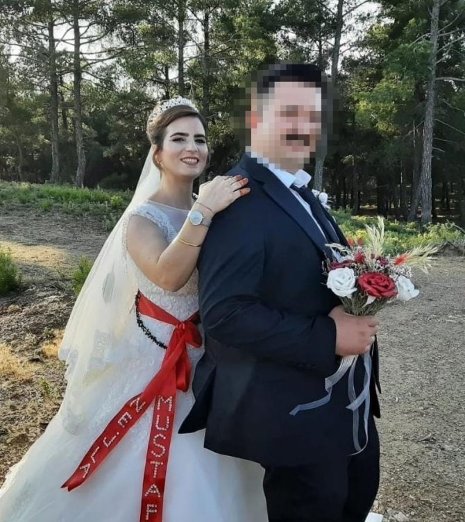 Karısının Boğazını Keserek Öldüren Eş Tutuklandı