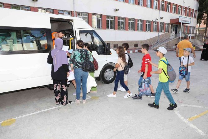 Bafra Belediyesi’nden Öğrencilere Ücretsiz Teknofest Servisi