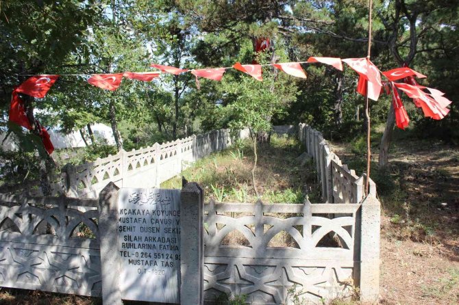 Şehit Ahmet Çavuş Ve Arkadaşları 100’üncü Şehadet Yılında Unutulmadı