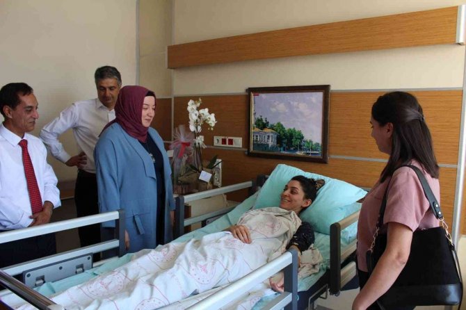 Sağlık Müdürü Demiray’dan Kazada Yaralanan Hemşireye Ziyaret