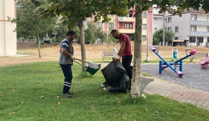 Derince’nin Yeşil Alanları Temizleniyor