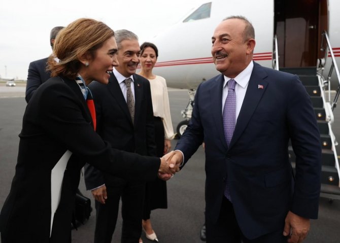 Dışişleri Bakanı Çavuşoğlu Sırbistan’da
