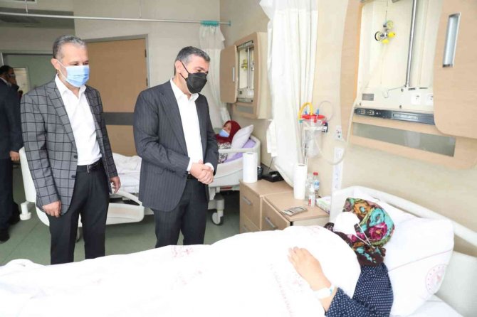 Vali Atay, Sağlık Kuruluşlarını İnceledi