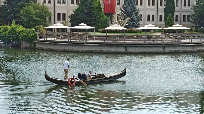 Gondol Bu Kez Minik Can İçin Hareket Etti