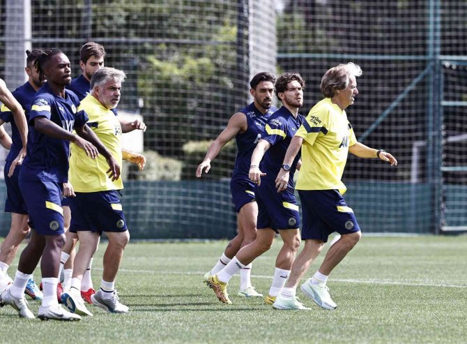 Fenerbahçe, Kayserispor Maçı Hazırlıklarını Sürdürdü