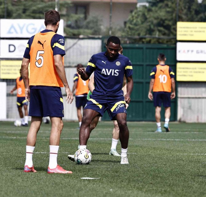 Fenerbahçe, Kayserispor Maçı Hazırlıklarını Sürdürdü