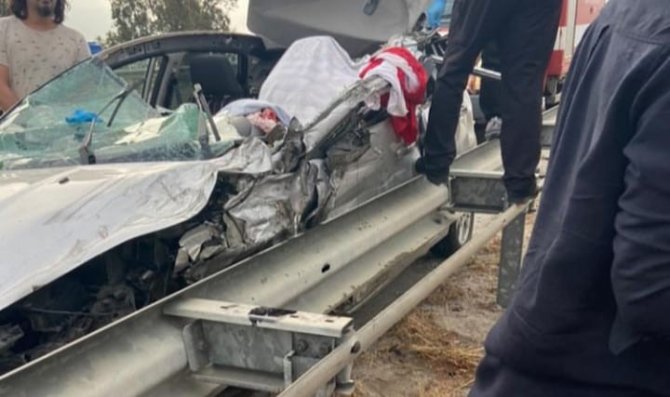 İ̇zmir’de Feci Kaza: Anne Hayatını Kaybetti, 3 Çocuk Yaralı