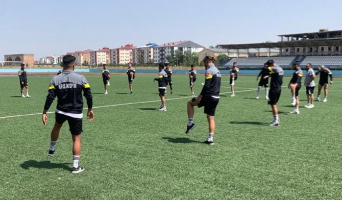 Kars 36 Spor Hazırlıklarını Sürdürüyor