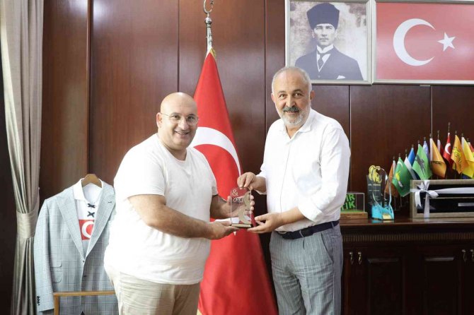 Çiftlikköy Belediyesi, Maviden Yeşile Projesi İle Ödül Aldı