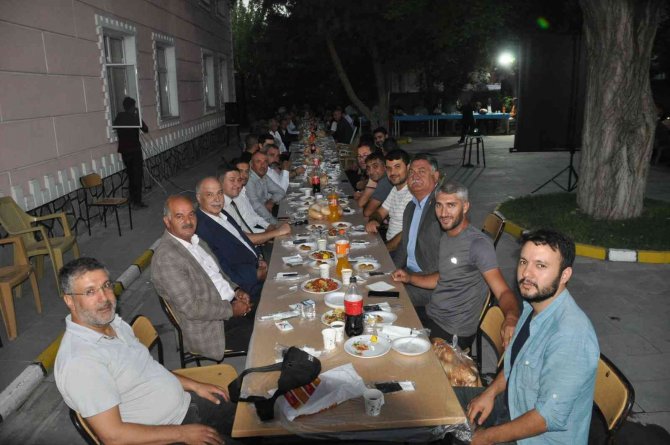 Kaymakam İ̇lidi Onuruna Veda Yemeği Düzenlendi