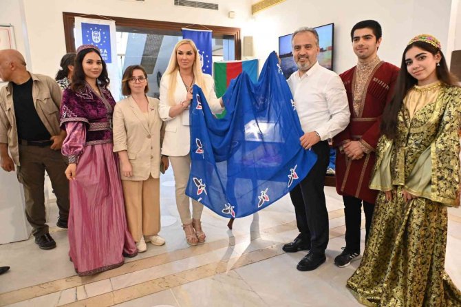 İ̇peksi Festival Koza Alımıyla Başladı