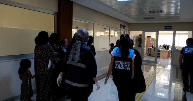 Siirt’te Dilenciler Çocuk Bezini Kasa Olarak Kullandı