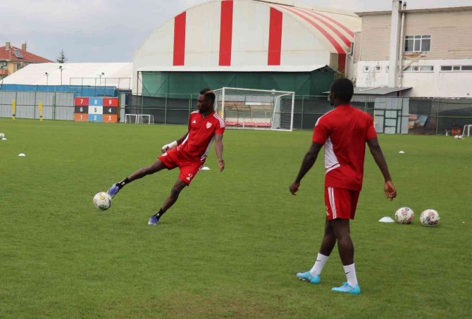 Boluspor, Pendikspor Deplasmanından 3 Puanla Dönmek İçin Çalışıyor