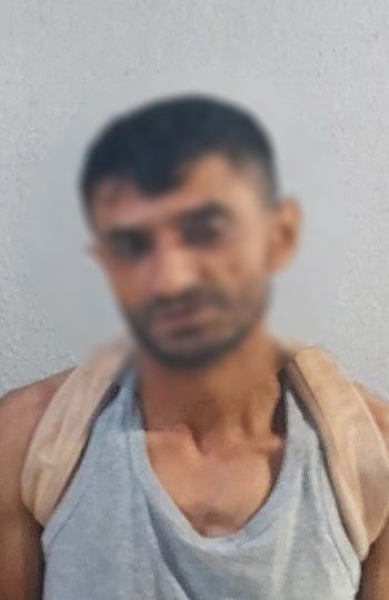 Bağcılar’da Araçların Akülerini Sökerek Hırsızlık Yapan 3 Şahıs Yakalandı