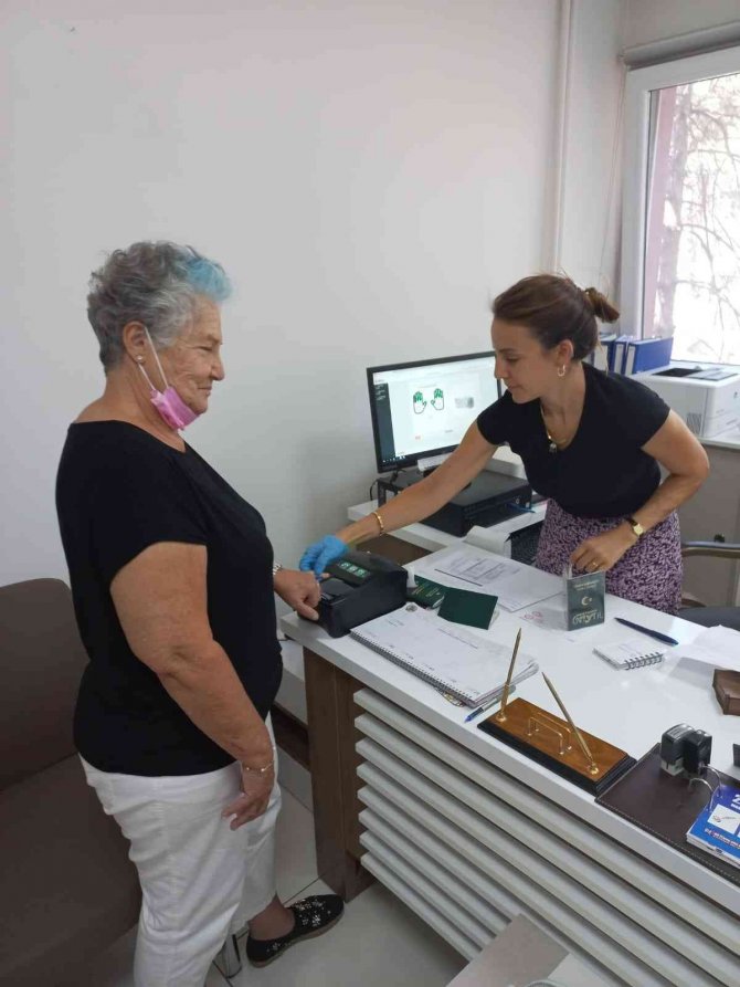 Nüfus Ve Vatandaşlık İ̇şleri Genel Müdürlüğü, Süresi Dolan Yeşil Pasaportların Geçerlilik Süresinin Uzatılması İşlemine Başladı