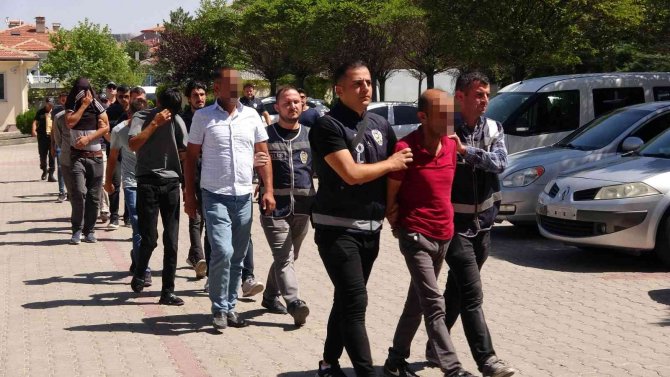 Yozgat’ta Uyuşturucu Operasyonu: 32 Gözaltı