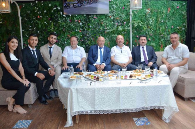 Başkanlar Açılışta Buluştu