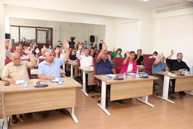 Başkan Atay’dan Amatör Kulüplere Nakdi Yardım