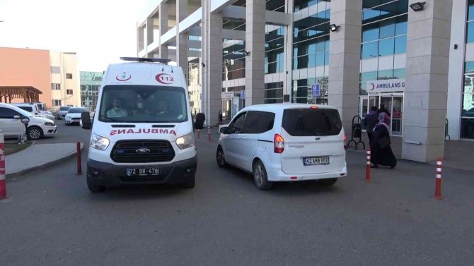 Batman’da İki Motosiklet Kafa Kafaya Çarpıştı: 2 Yaralı