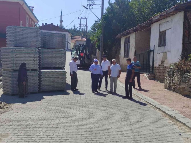 Başkan Ünlü Çalışmaları İnceledi