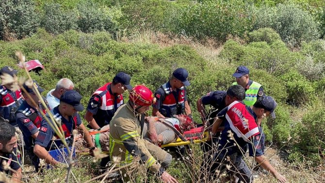 Bursa’da Tır 150 Metre Yükseklikteki Şarampole Yuvarlandı: 1 Yaralı