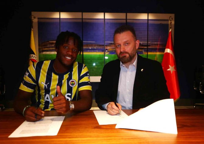 Batshuayi, Resmen Fenerbahçe’de