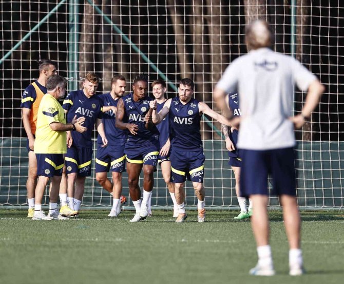 Fenerbahçe, Kayserispor Maçı Hazırlıklarını Tamamladı
