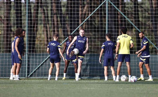 Fenerbahçe, Kayserispor Maçı Hazırlıklarını Tamamladı