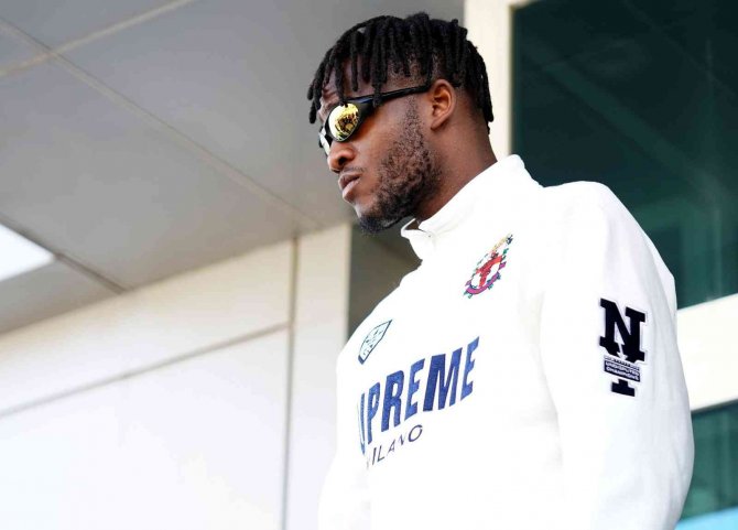 Fenerbahçe’nin Yeni Transferi Batshuayi, İ̇stanbul’a Geldi
