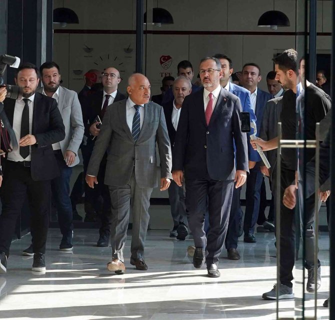 Bakan Kasapoğlu, Tff Saldırısına İlişkin İki Kişinin Daha Gözaltına Alındığını Söyledi