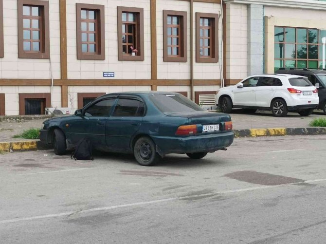 Giresun’da Şüpheli Çantadan Çamaşır Çıktı