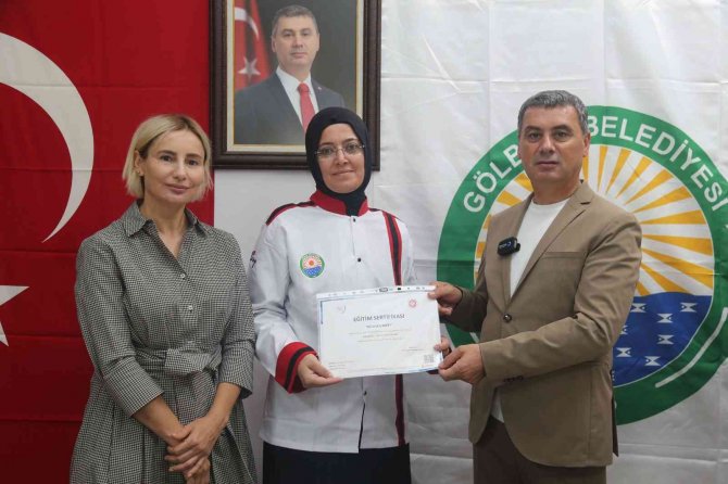 Gölbaşı Belediyesi Aşçılık Kursları İlk Mezunlarını Verdi