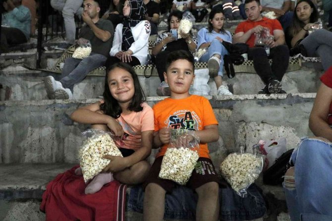 Açık Havada Sinema Keyfi