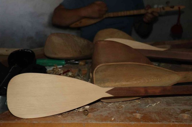 Binlerce Yıllık Bağlama Türü ’Cura’ Unutulmaya Yüz Tuttu