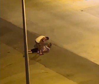 Önce İpten Aldı, Sonra Dövdü