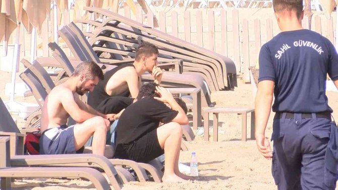 Şile’de Denize Giren İki Genç, Dalgalara Kapılarak Boğuldu
