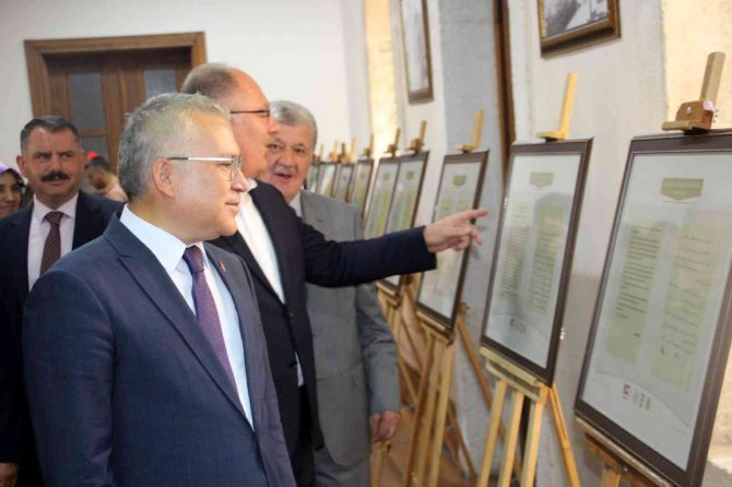 Sivas Kongresinin Belge Ve Tutanakları Sergilendi