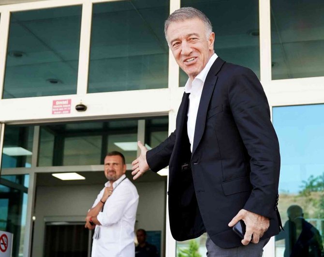 Yusuf Yazıcı, Trabzonspor İçin İ̇stanbul’a Geldi