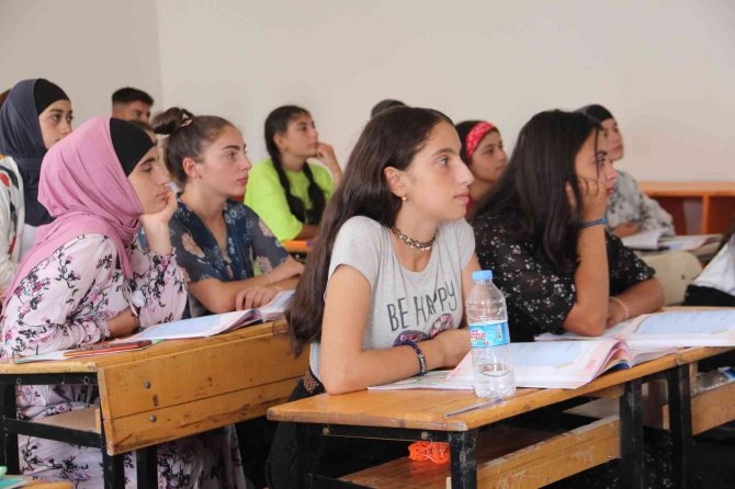 Ahıska Türkleri, Öz Vatanlarında Türkçe Okuma Ve Yazma Öğreniyor