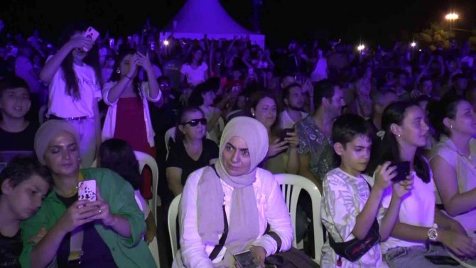 Ümraniye Yaz Festivalinde Ceza Rüzgarı Esti