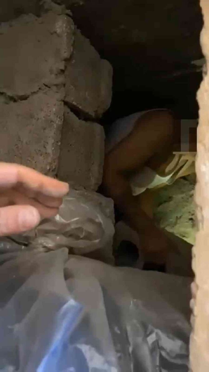 12 Yıl 8 Ay Hapis Cezasıyla Aranan Şahıs Gizli Bölmede Yakalandı