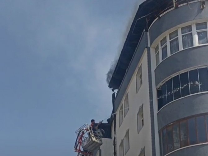 Ağrı’da Yangın Toma Desteğiyle Söndürüldü