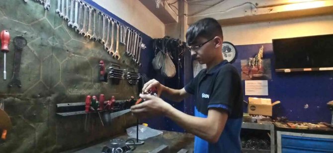 Mesleki Eğitimdeki Düzenleme Esnafın Yüzünü Güldürdü: Çırak, Kalfa Ve Usta Sayıları Bir Yılda Arttı