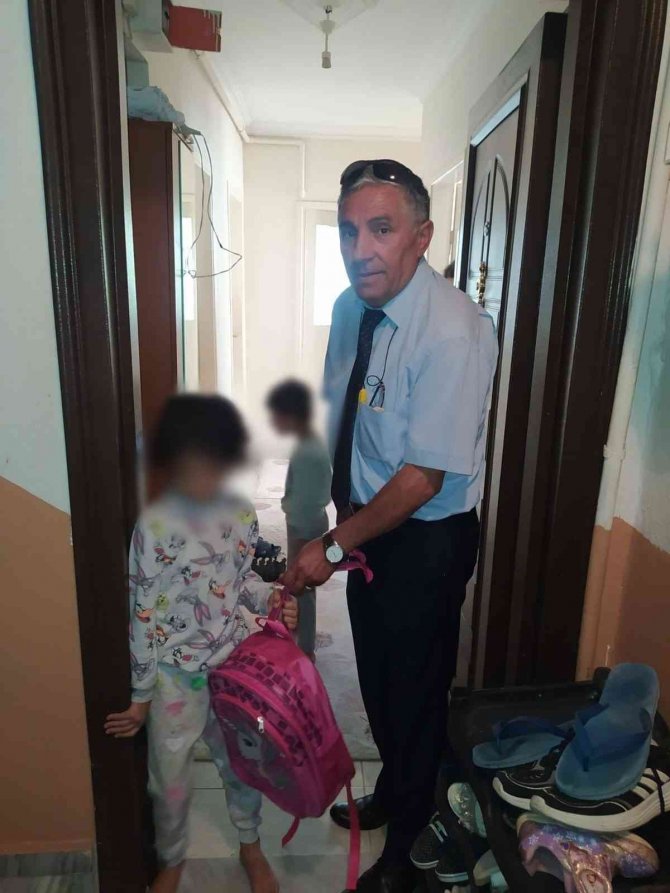 Ak Parti, İhtiyaç Sahibi Çocukları Sevindirdi